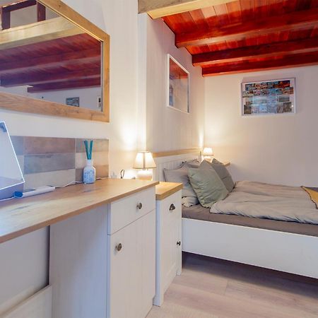 Dob Apartment With Ac Budapest Esterno foto